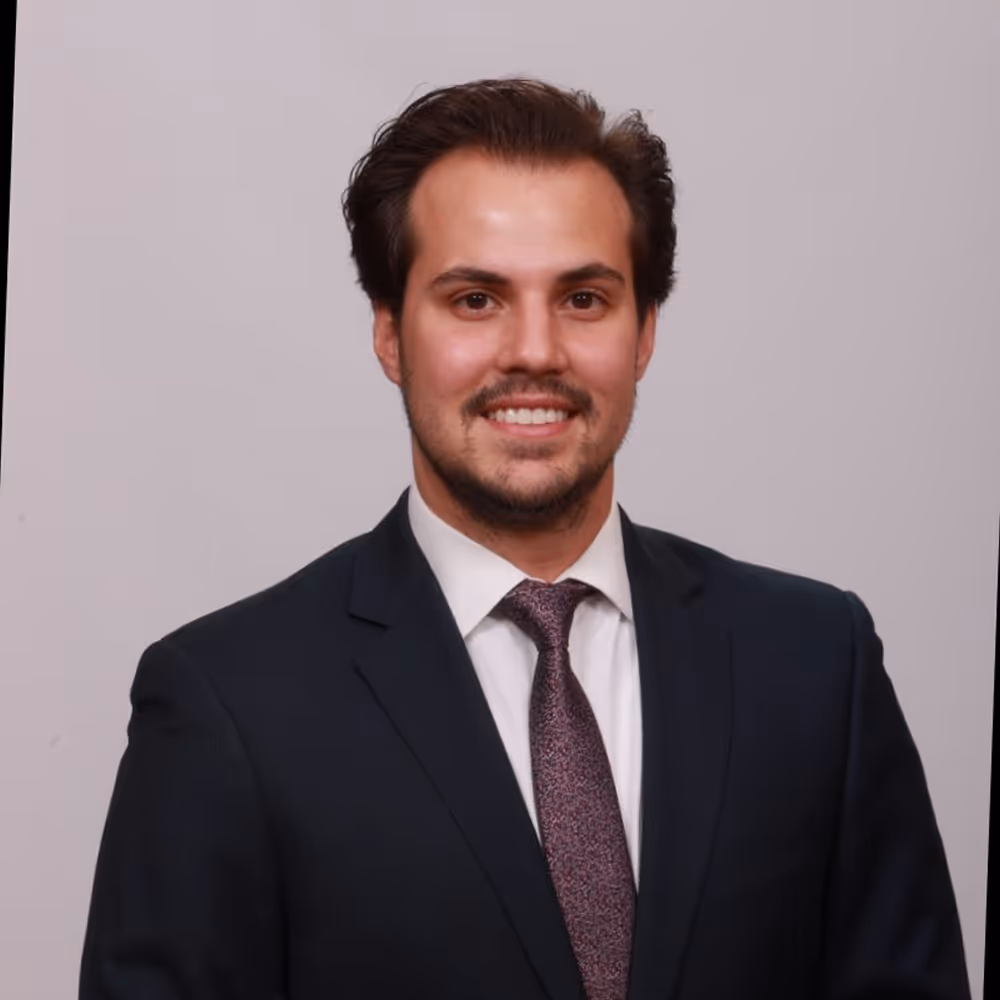 Max Farrara