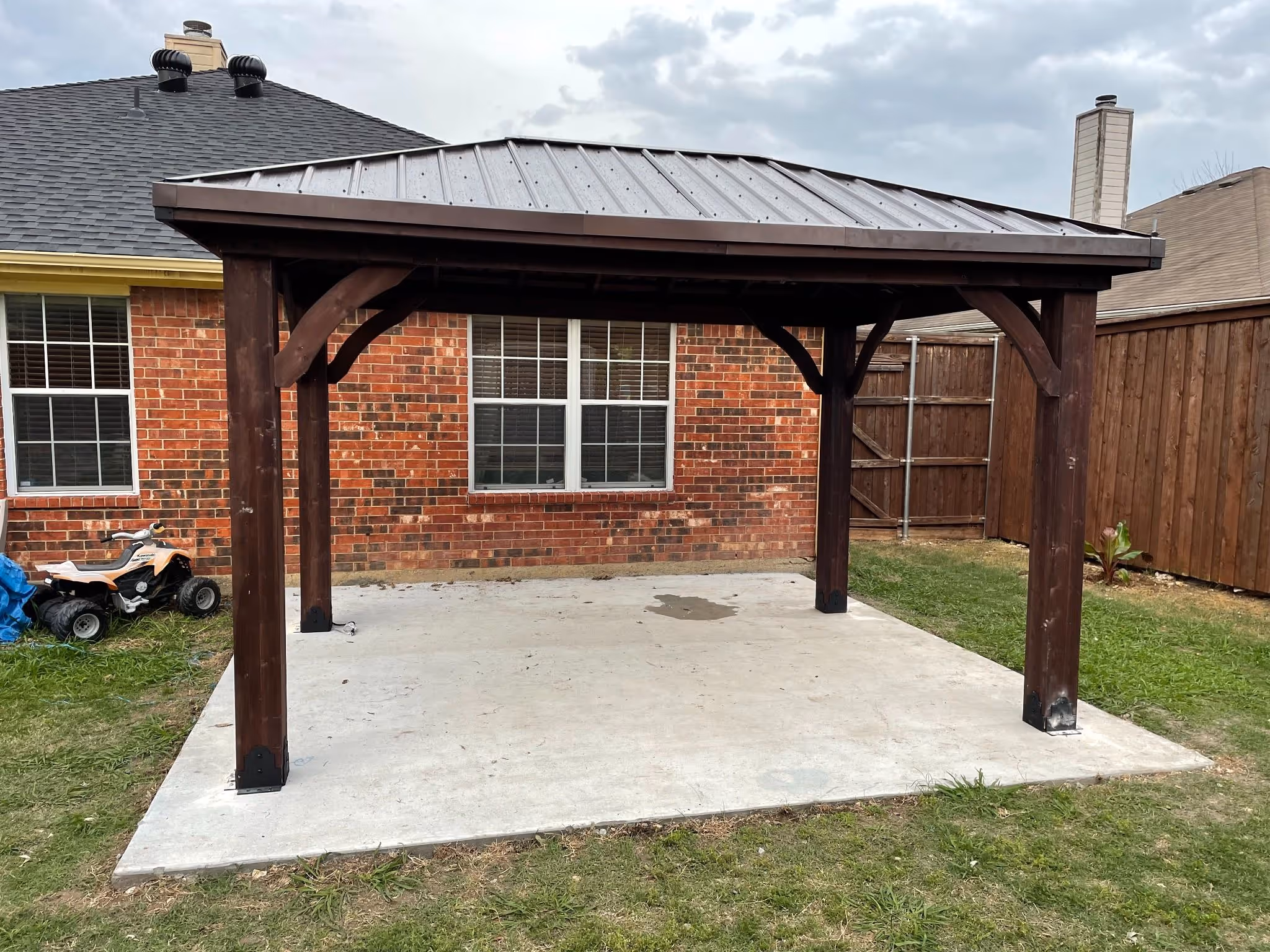 Gazebo by A-Breasy